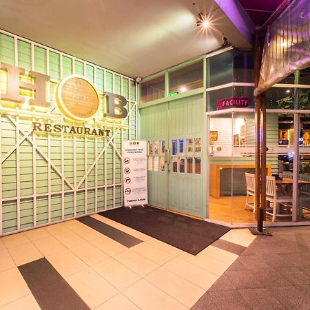 J Icon Hip Hotel バリックパパン エクステリア 写真