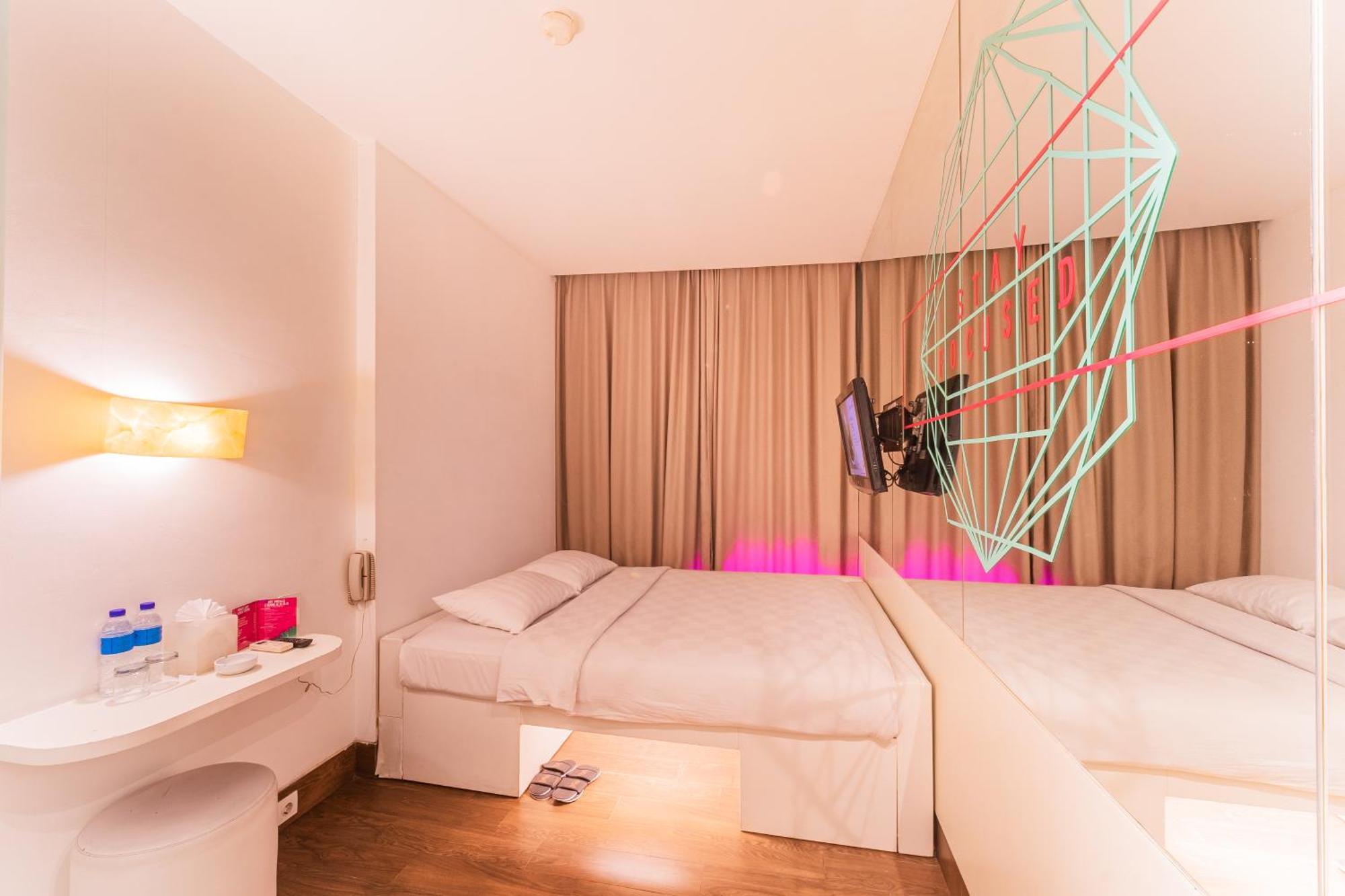 J Icon Hip Hotel バリックパパン エクステリア 写真