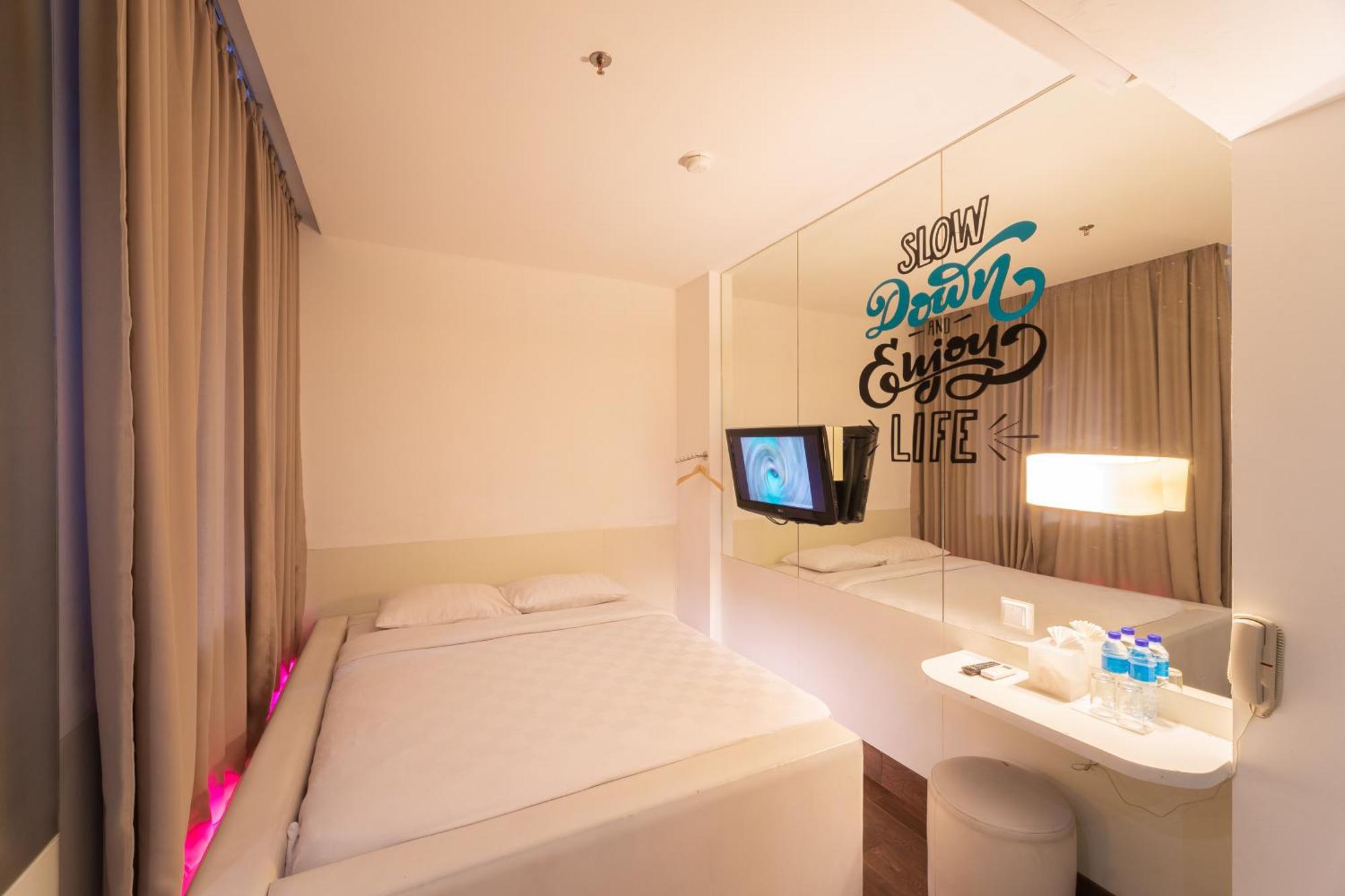 J Icon Hip Hotel バリックパパン エクステリア 写真