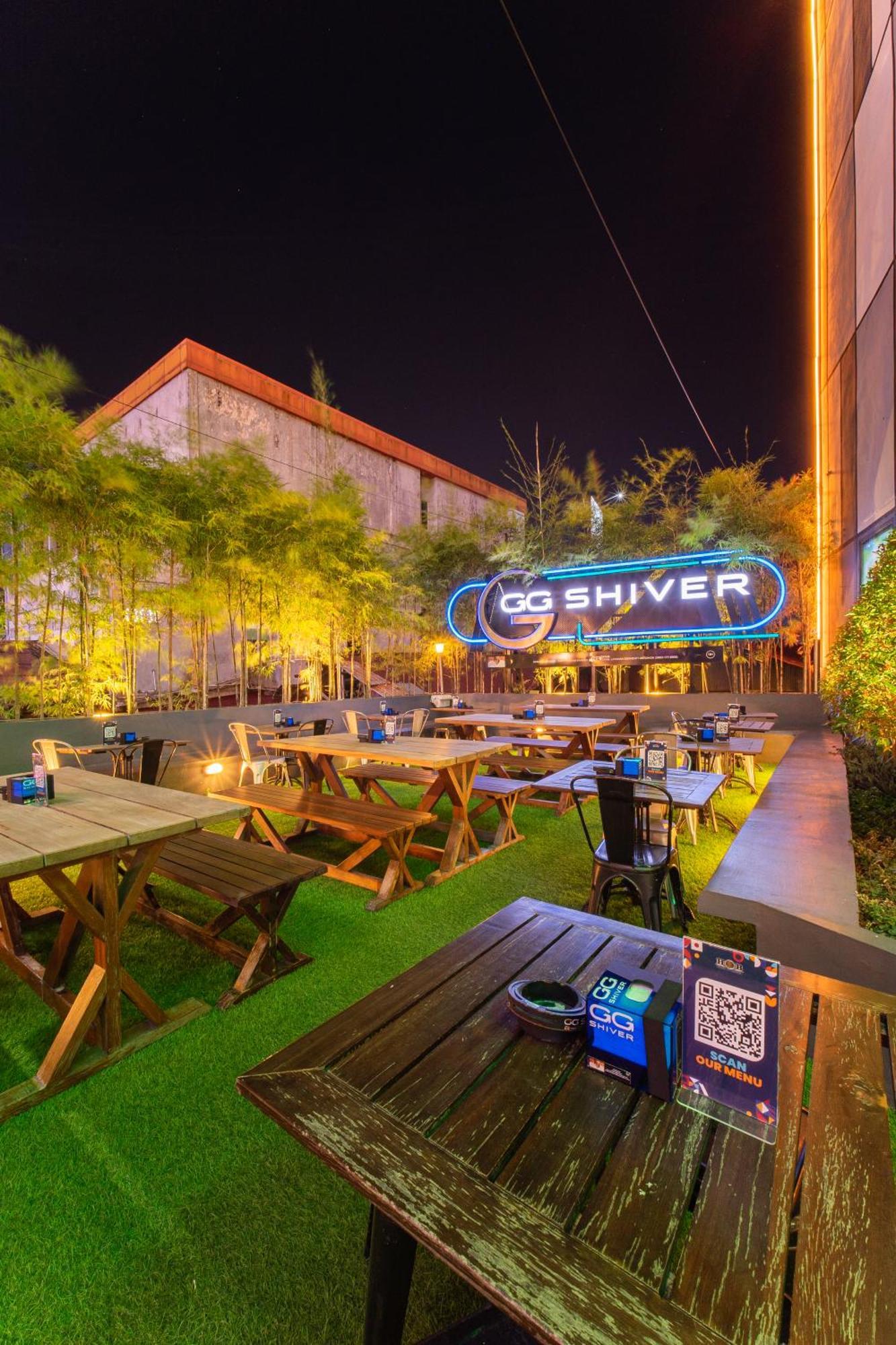 J Icon Hip Hotel バリックパパン エクステリア 写真