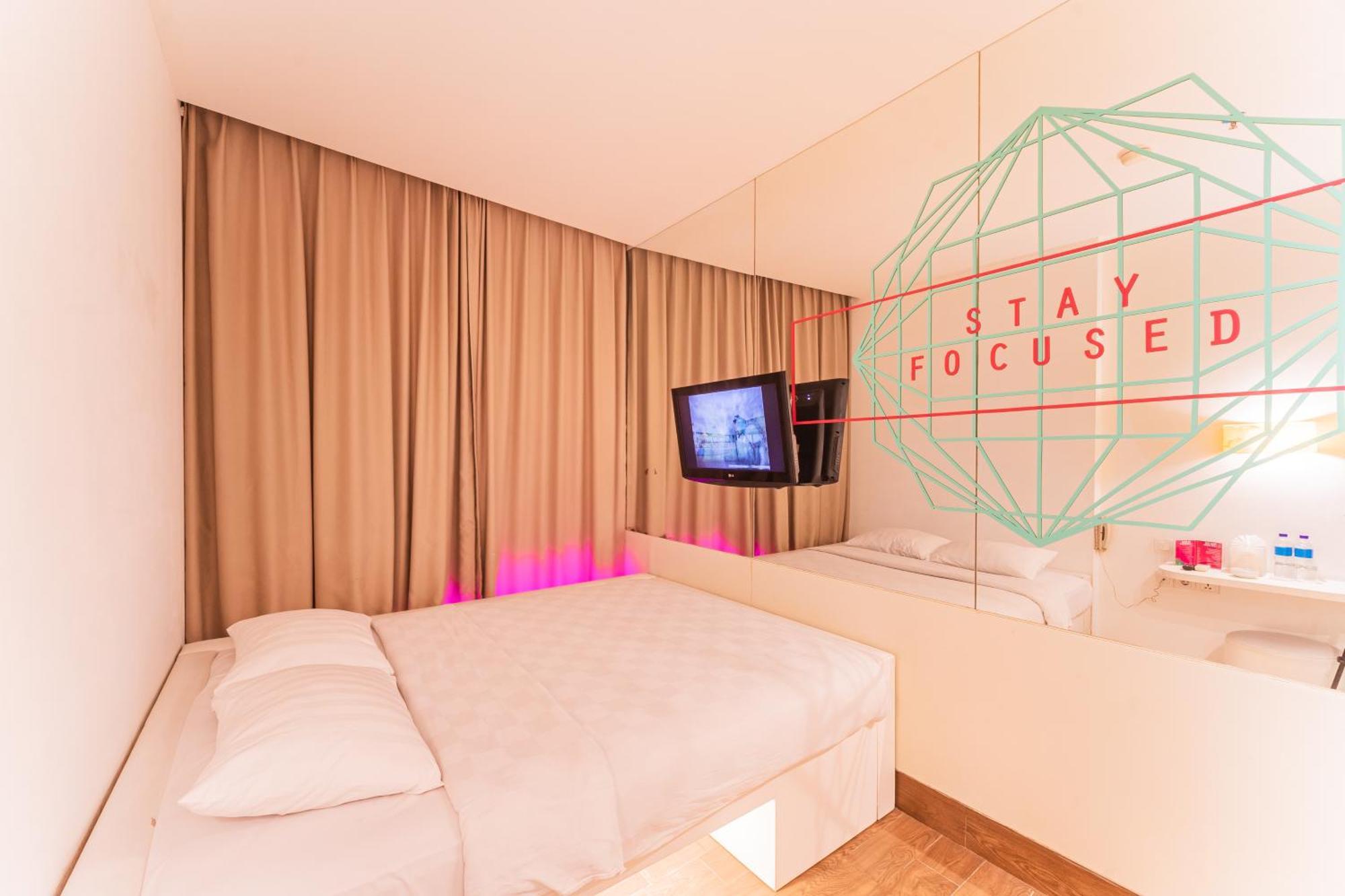 J Icon Hip Hotel バリックパパン エクステリア 写真