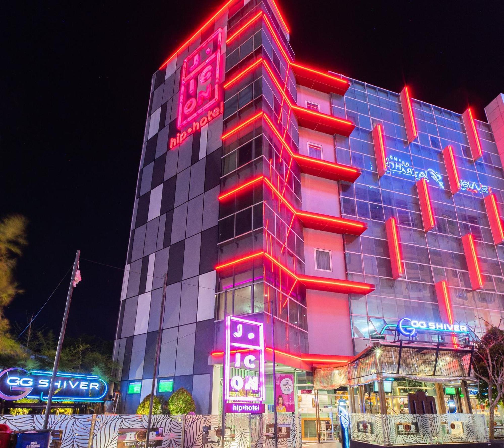 J Icon Hip Hotel バリックパパン エクステリア 写真